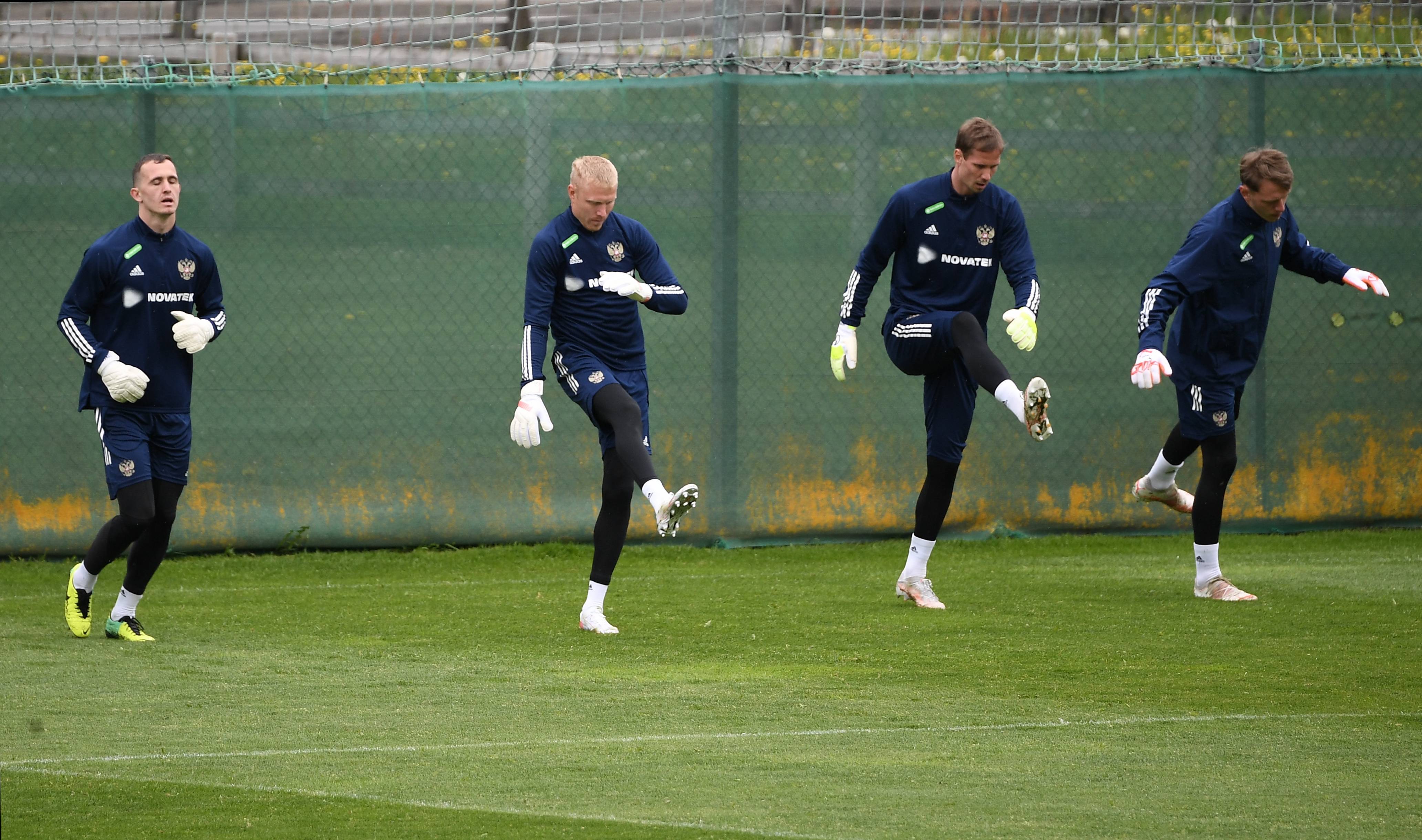 爱游戏入口-俄罗斯队遭遇失利，欧预赛出线形势不容乐观的简单介绍