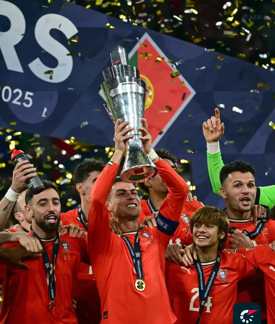 爱游戏官网-葡萄牙力挫英格兰，晋级欧洲杯半决赛