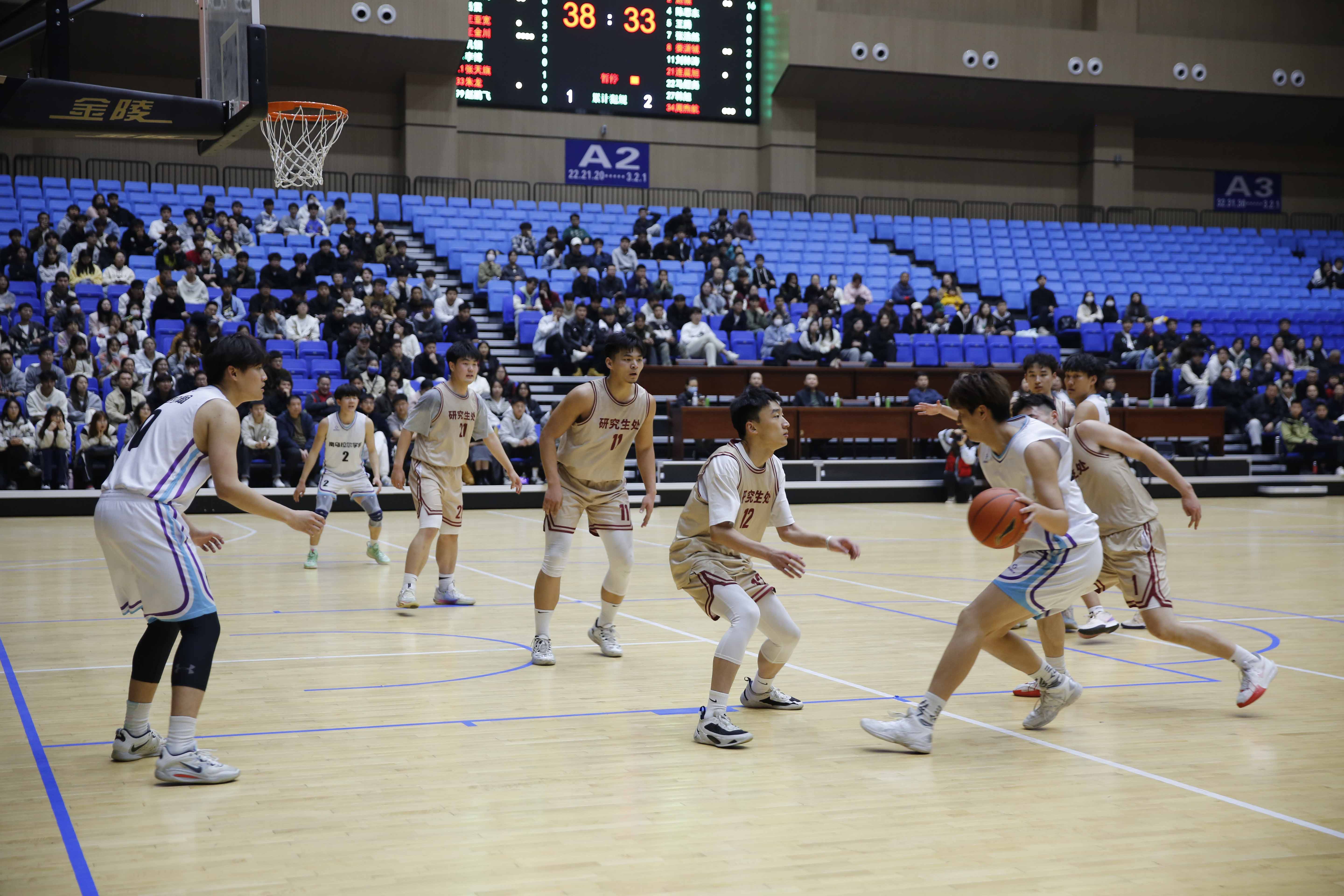 爱游戏在线登录-纷繁缤纷的篮球赛事令人热血沸腾的简单介绍